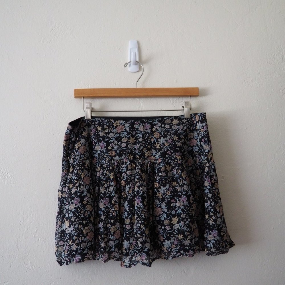 Winter Kate 100% Vintage Silk Floral Mini Skirt - Picture 4 of 4